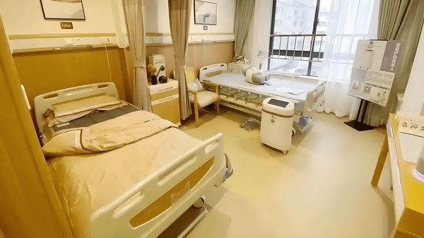深圳入户中级职称需要哪个行业_舒淇导演首作入围威尼斯主竞赛单元，黄渤《浪浪人生》定档12月 毛病了点车出韩先生的